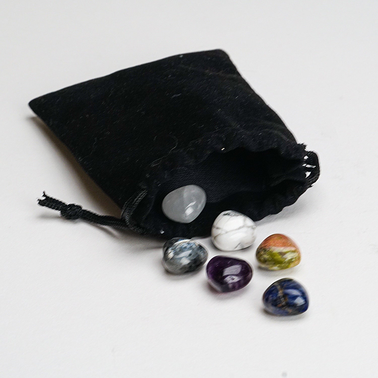 6-Stone Psychic Pouch (Heart)