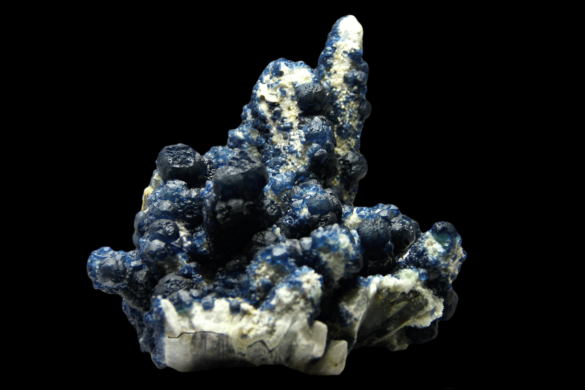 Blue Fluorite on Stalactitic Quartz From Huanggang Fe-Sn deposit, Hexigten Banner, Ulanhad League, Inner Mongolia, China