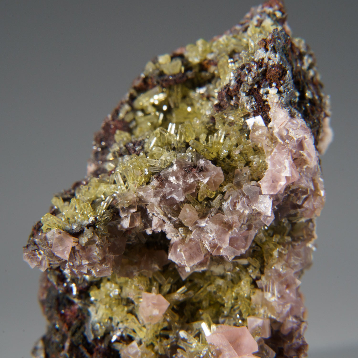 Smithsonite with Mimetite  from Tsumeb Mine, Otavi-Bergland District, Oshikoto, Namibia