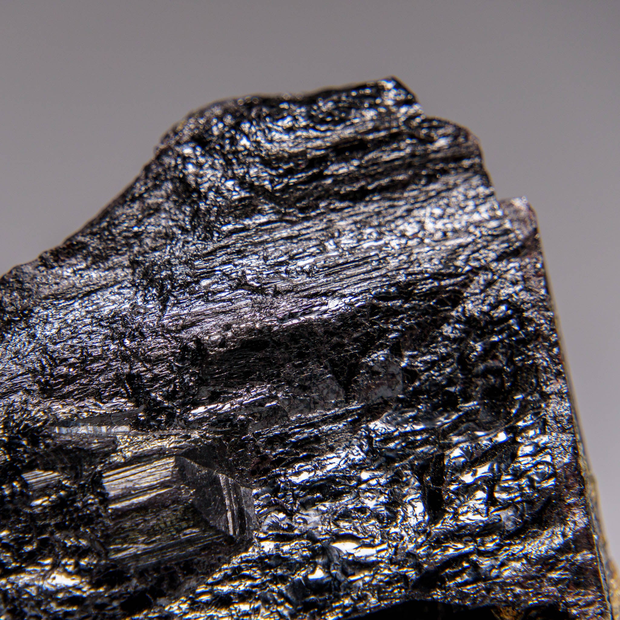 Manganotantalite from Nuristan, Laghman Province, Afghanistan