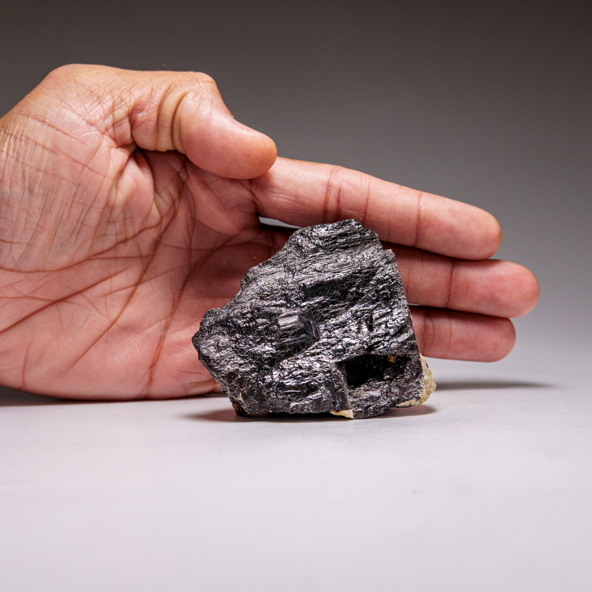 Manganotantalite from Nuristan, Laghman Province, Afghanistan