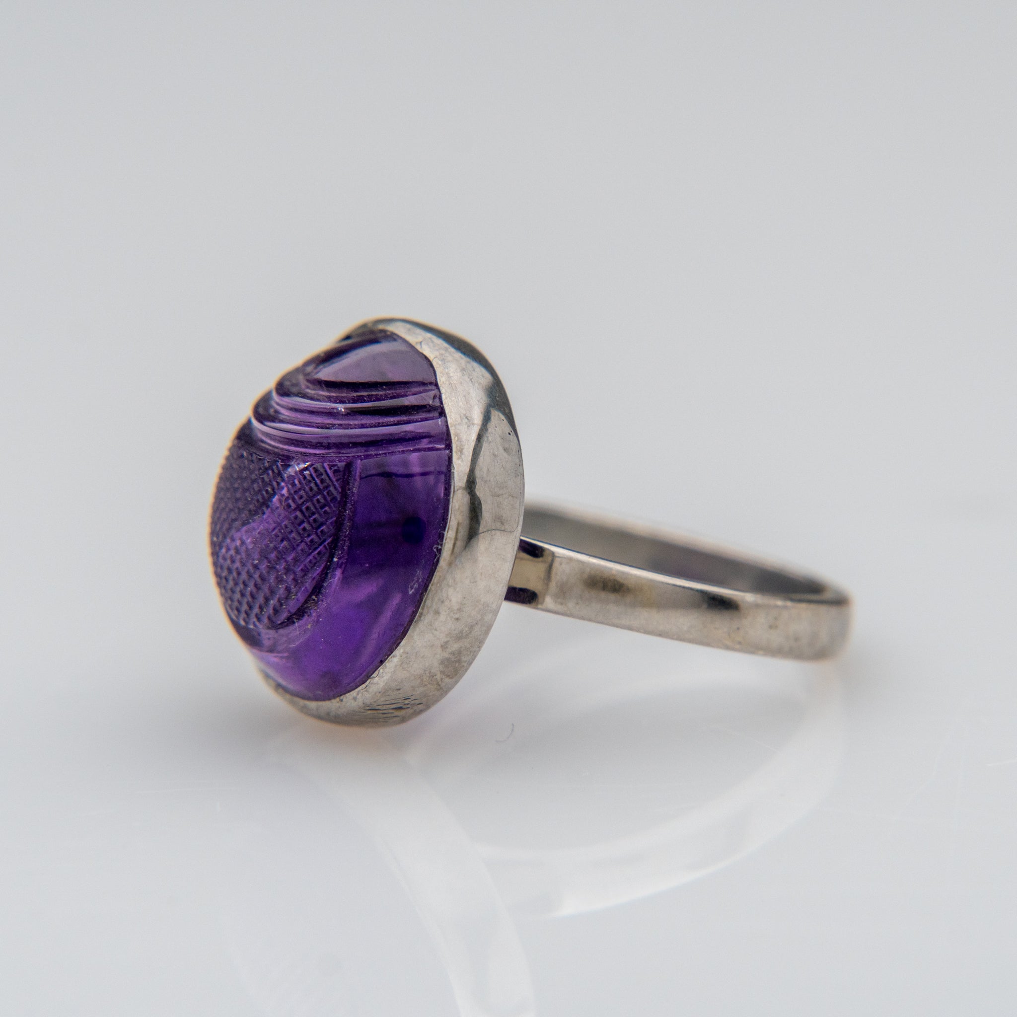 Amethyst Gemstone Sterling Silver Ring (Size 6 3/4)