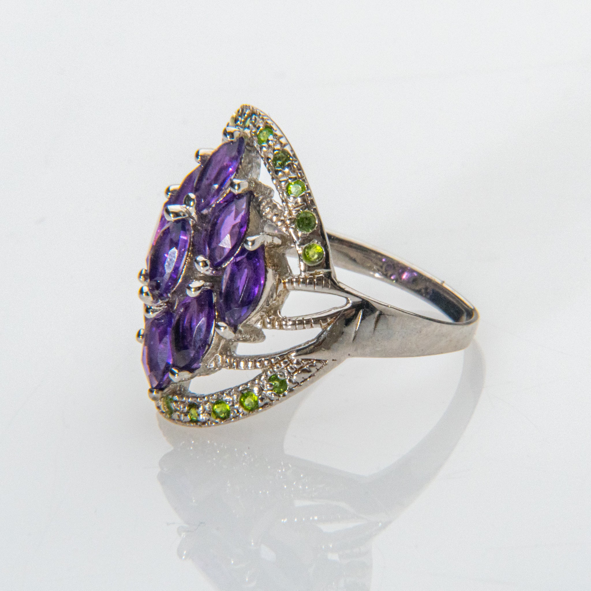 Amethyst with Peridot Gemstone Sterling Silver Ring (Size 7.5)