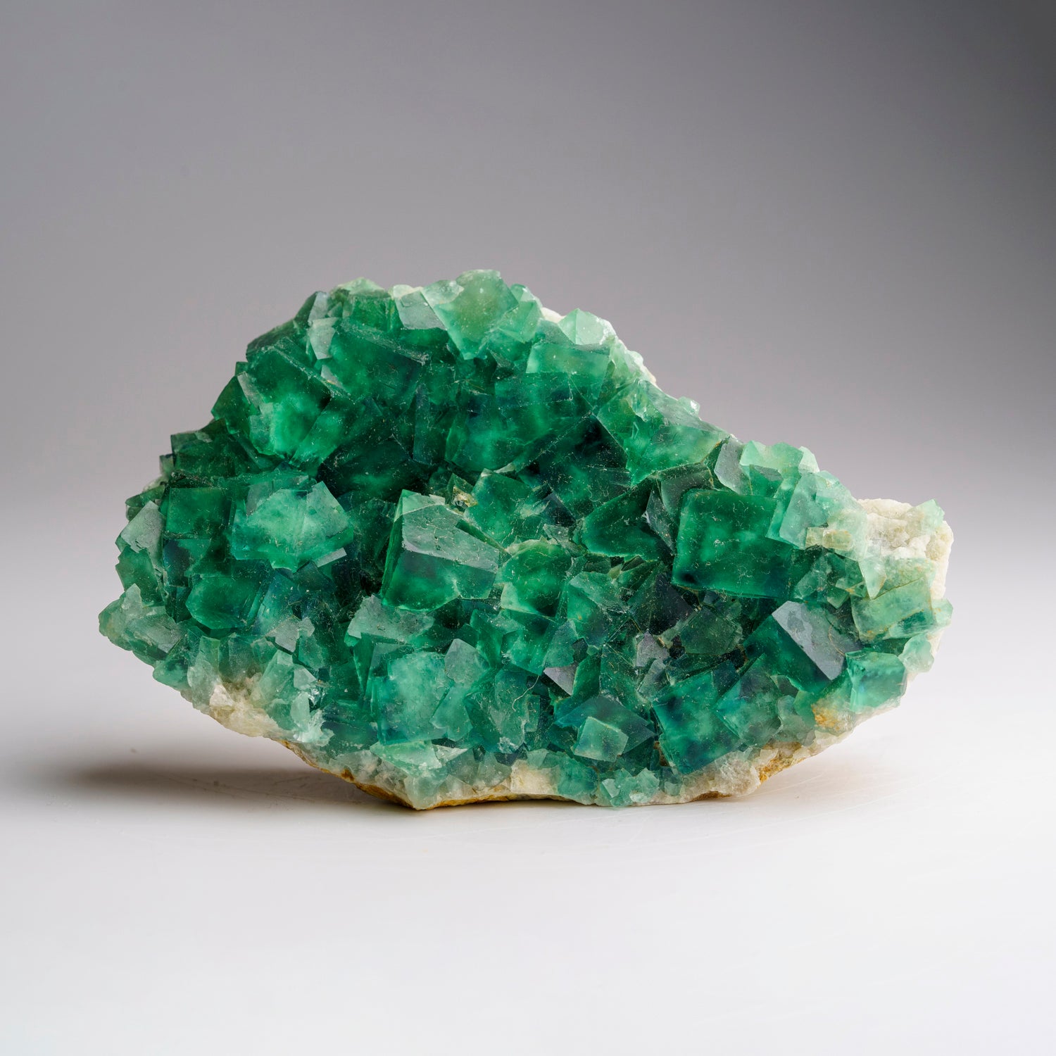 Green Fluorite and Calcite from Shanhua Pu Mine, Xianghualing, Hunan Province, China