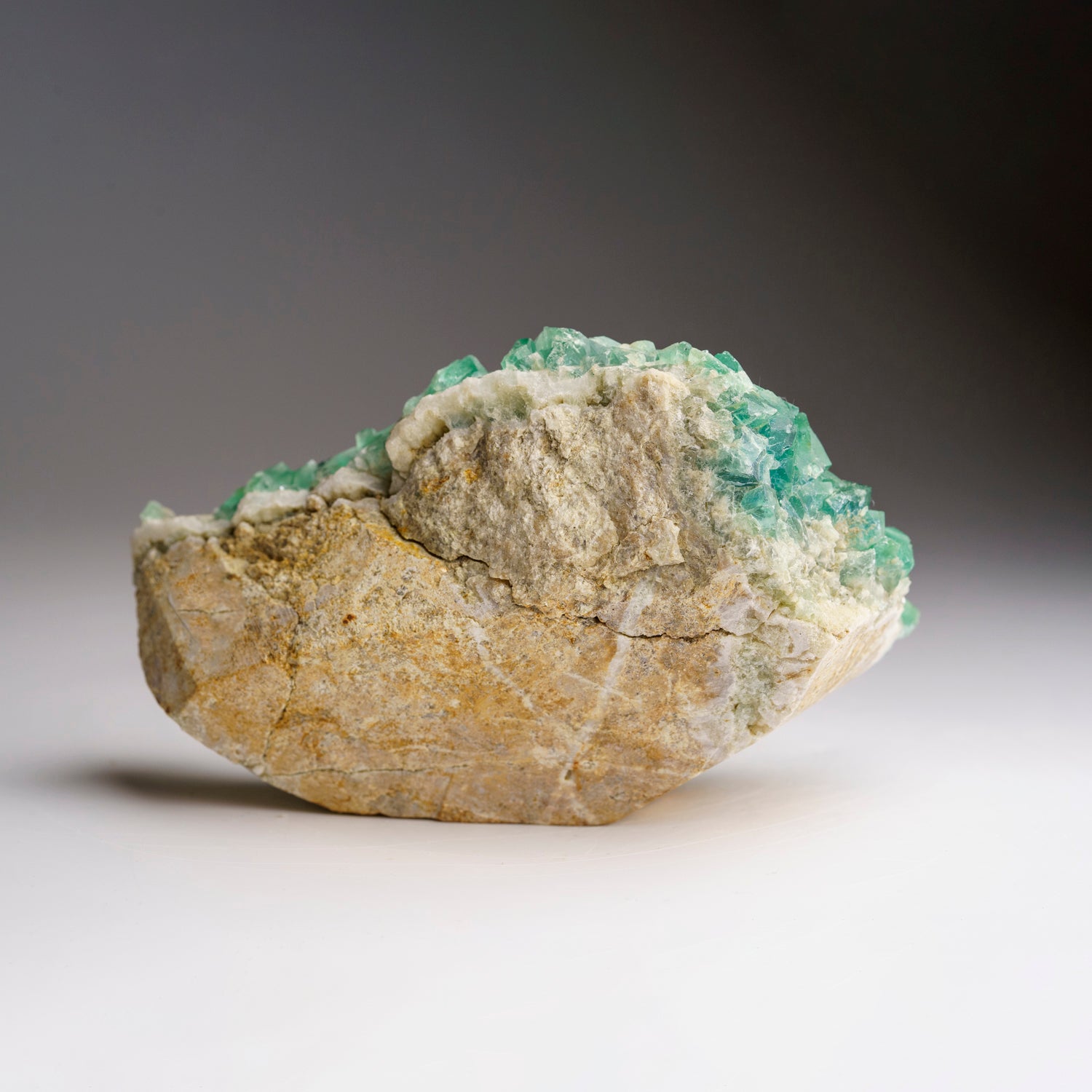 Green Fluorite and Calcite from Shanhua Pu Mine, Xianghualing, Hunan Province, China