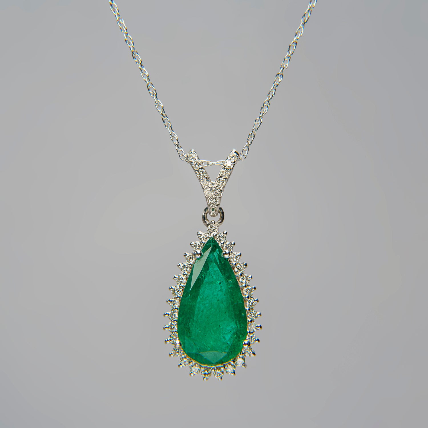 14k White Gold Emerald (5.7ct.) Pendant