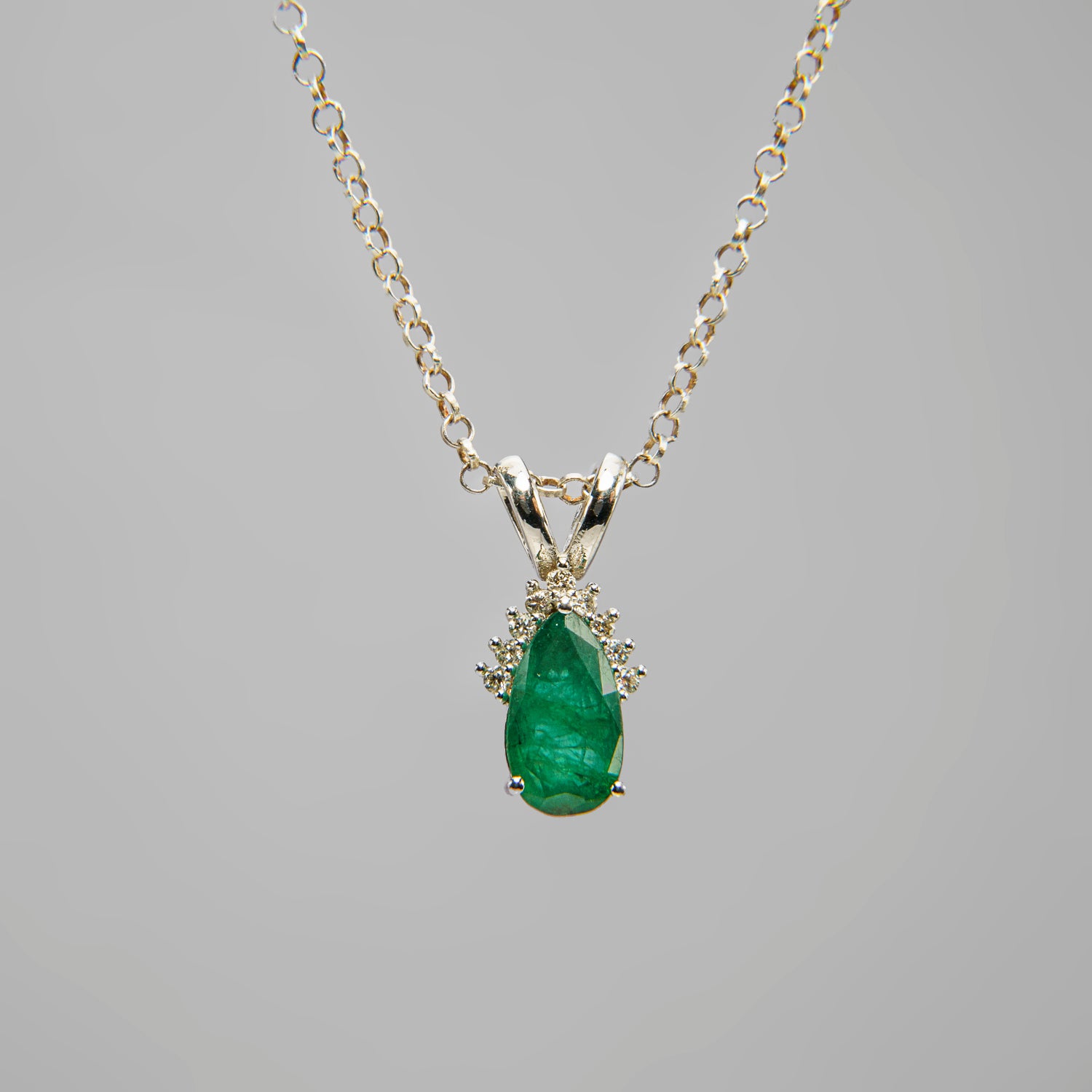 14k White Gold Emerald (1.56ct.) Pendant