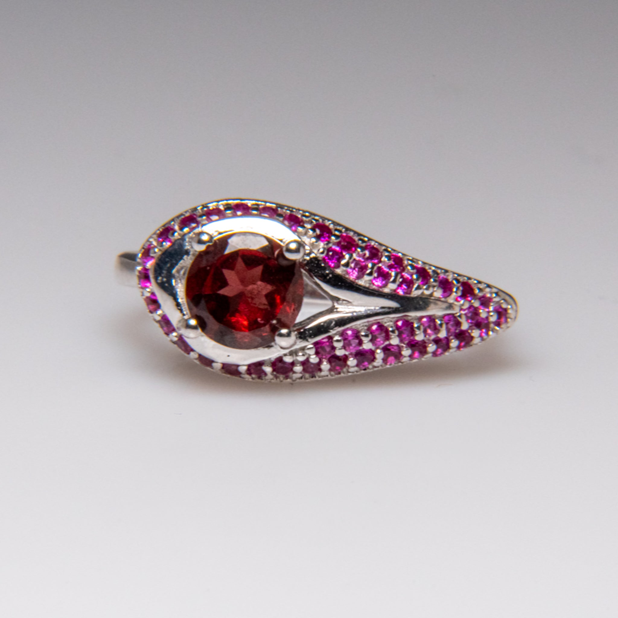 Ruby with Rhodolite Garnet Gemstone Sterling Silver Ring (Size 6)