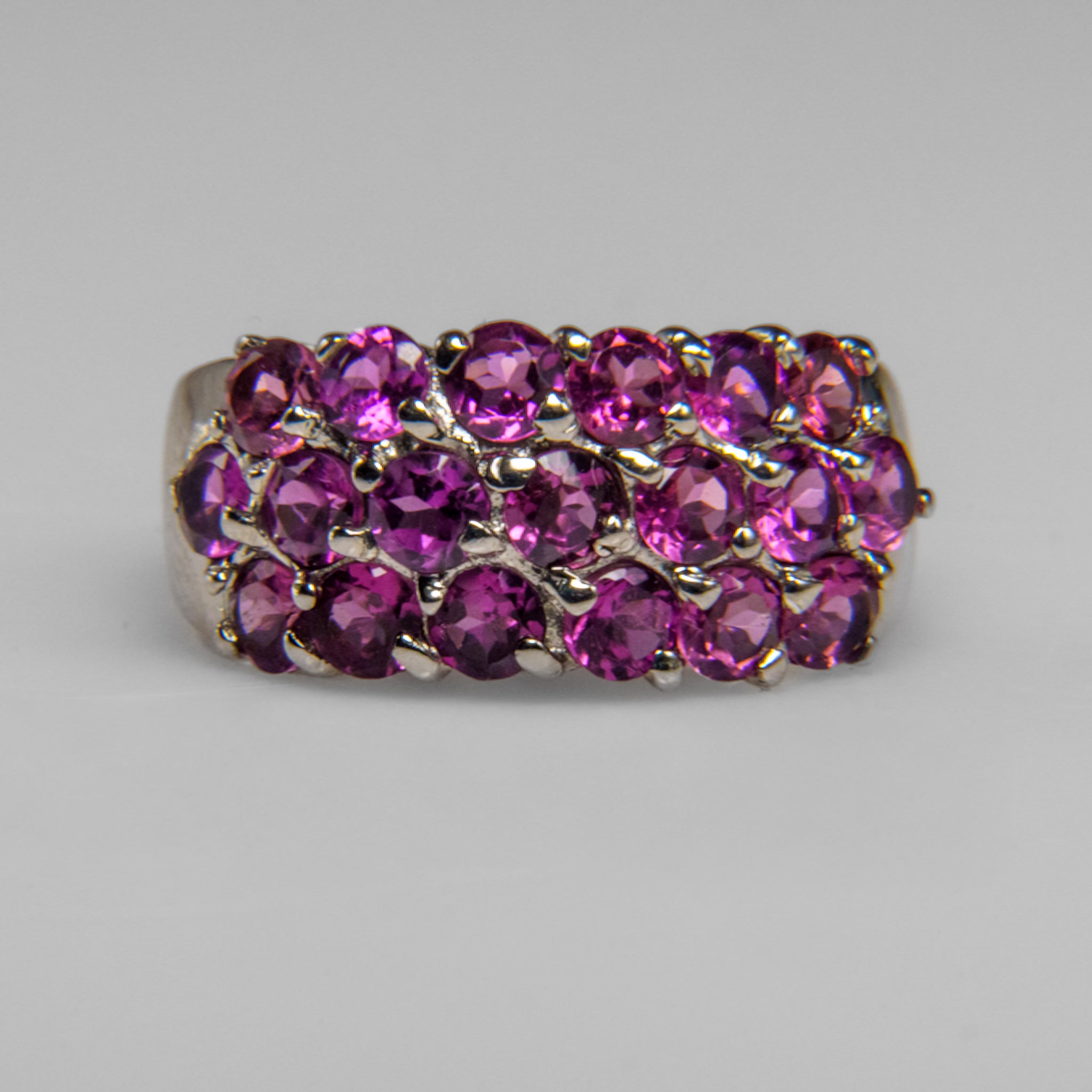 Rhodolite Gemstone Sterling Silver Ring (Size 8)