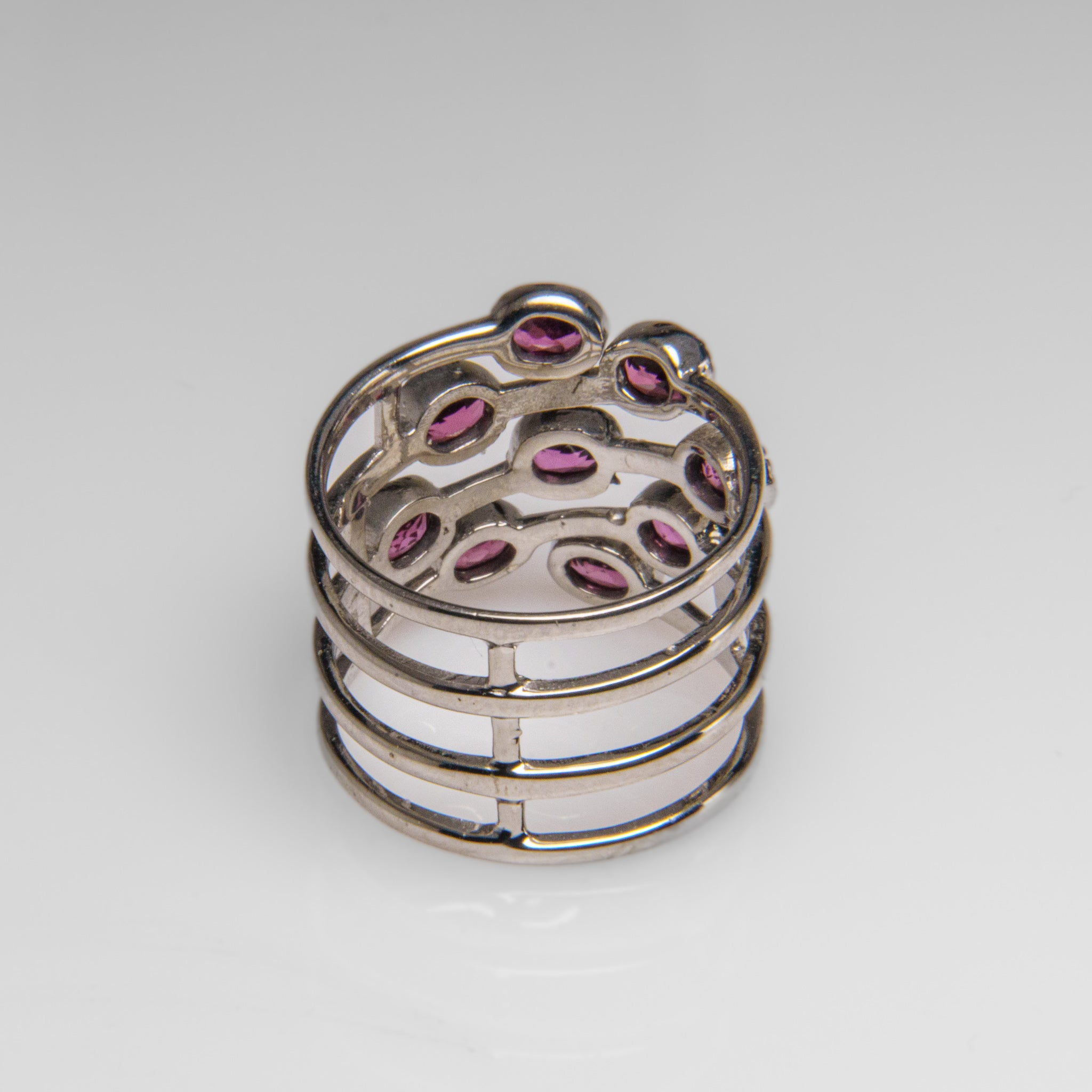 Rhodolite Gemstone Sterling Silver Ring (Size 7.5)