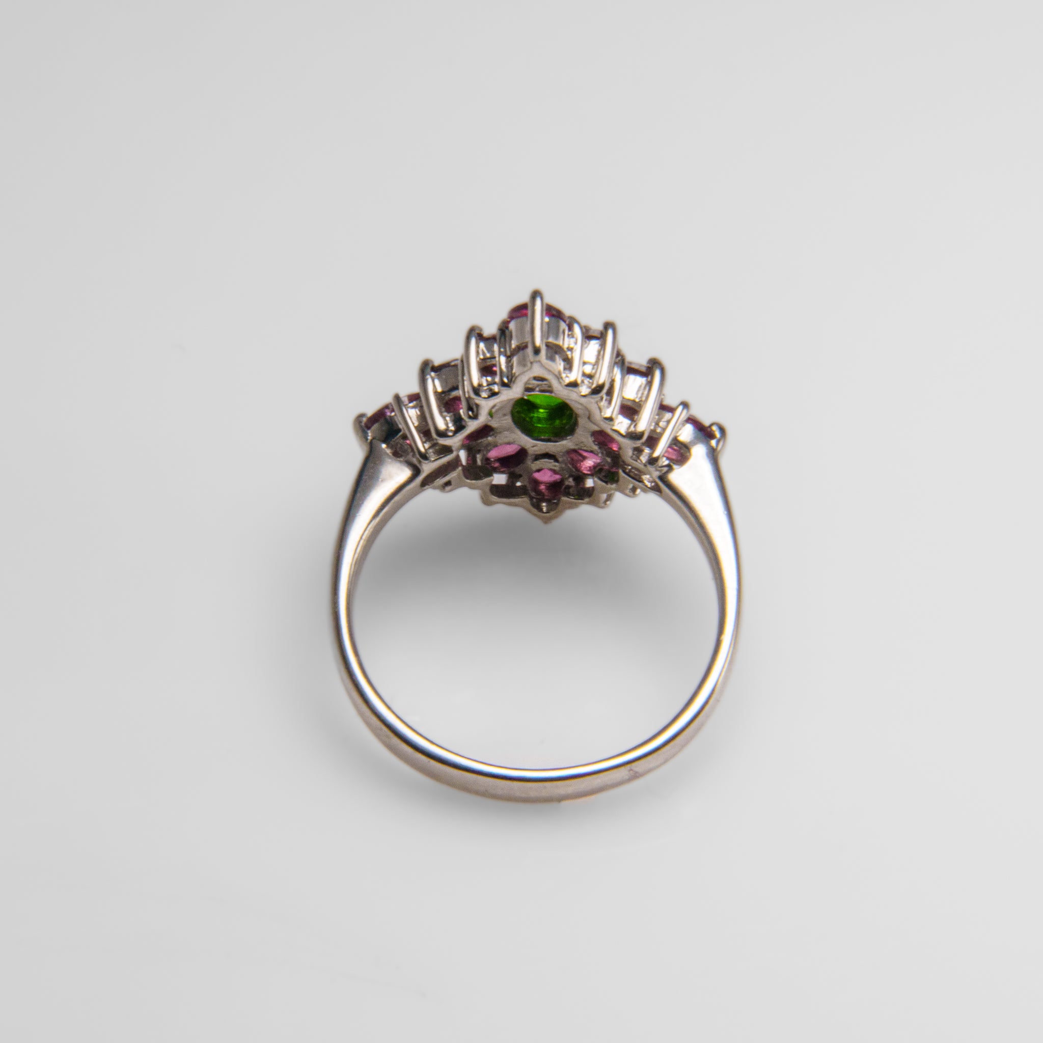 Rhodolite Gemstone Sterling Silver Ring (Size 8)