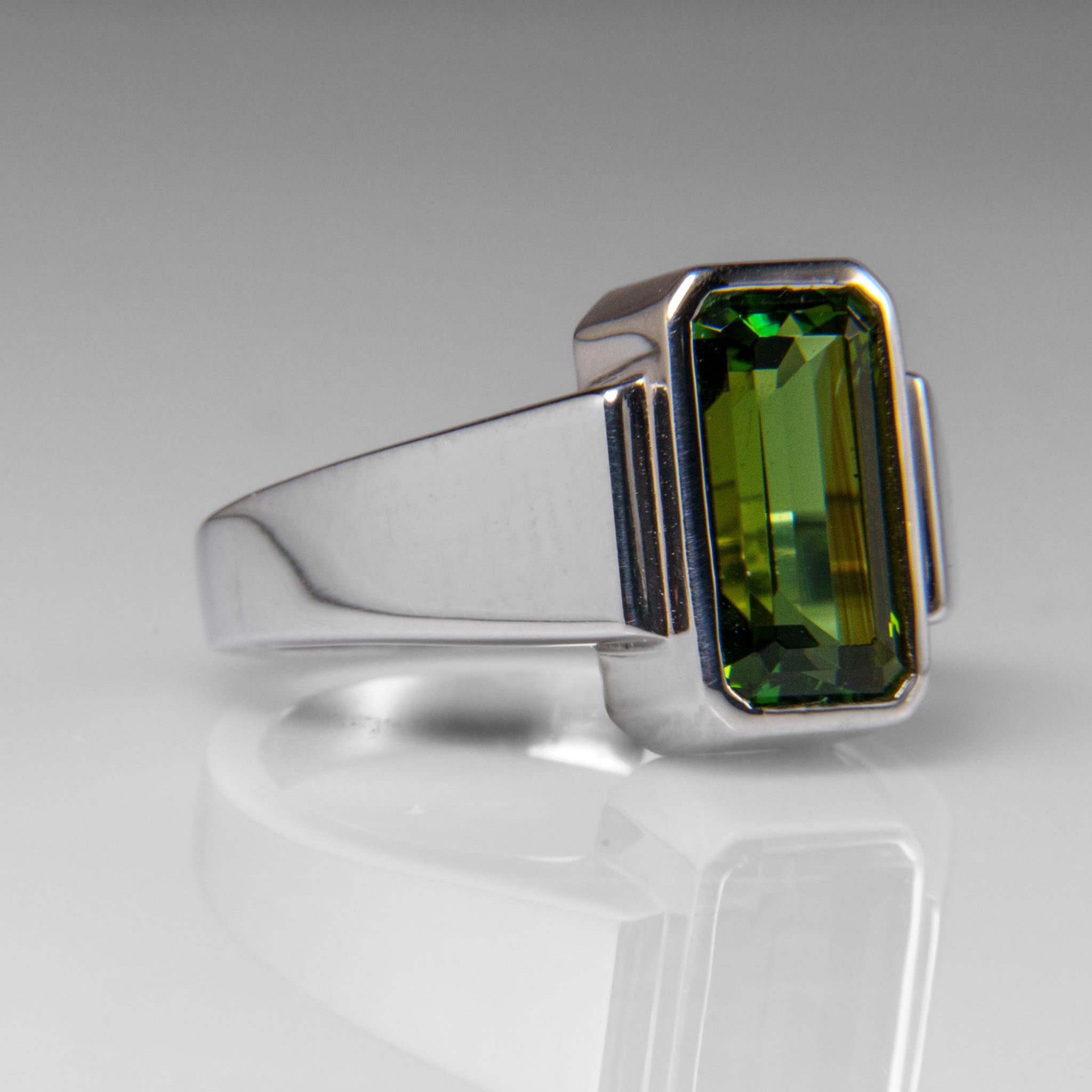 Genuine Green Tourmaline Gemstone Sterling Silver Men's Ring (Size 7)