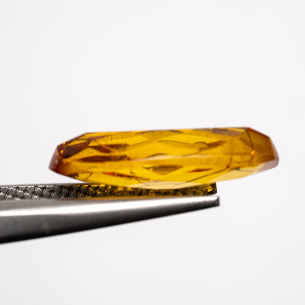 Amber Oval Cut Gemstone (3ct)