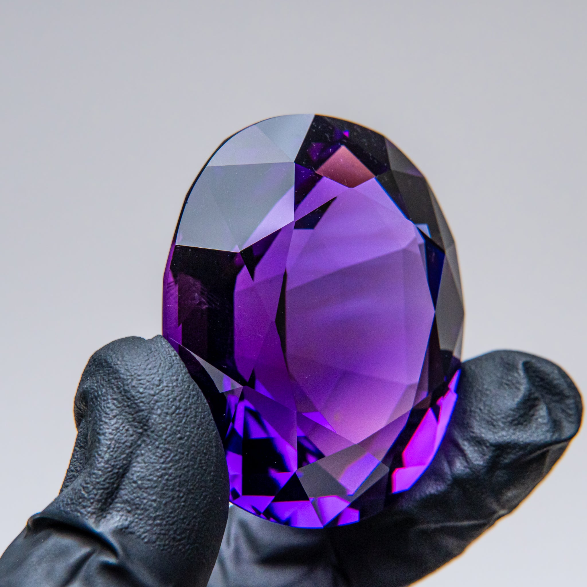 Amethyst Round Brilliant Cut Gemstone (307.5ct) from South Africa