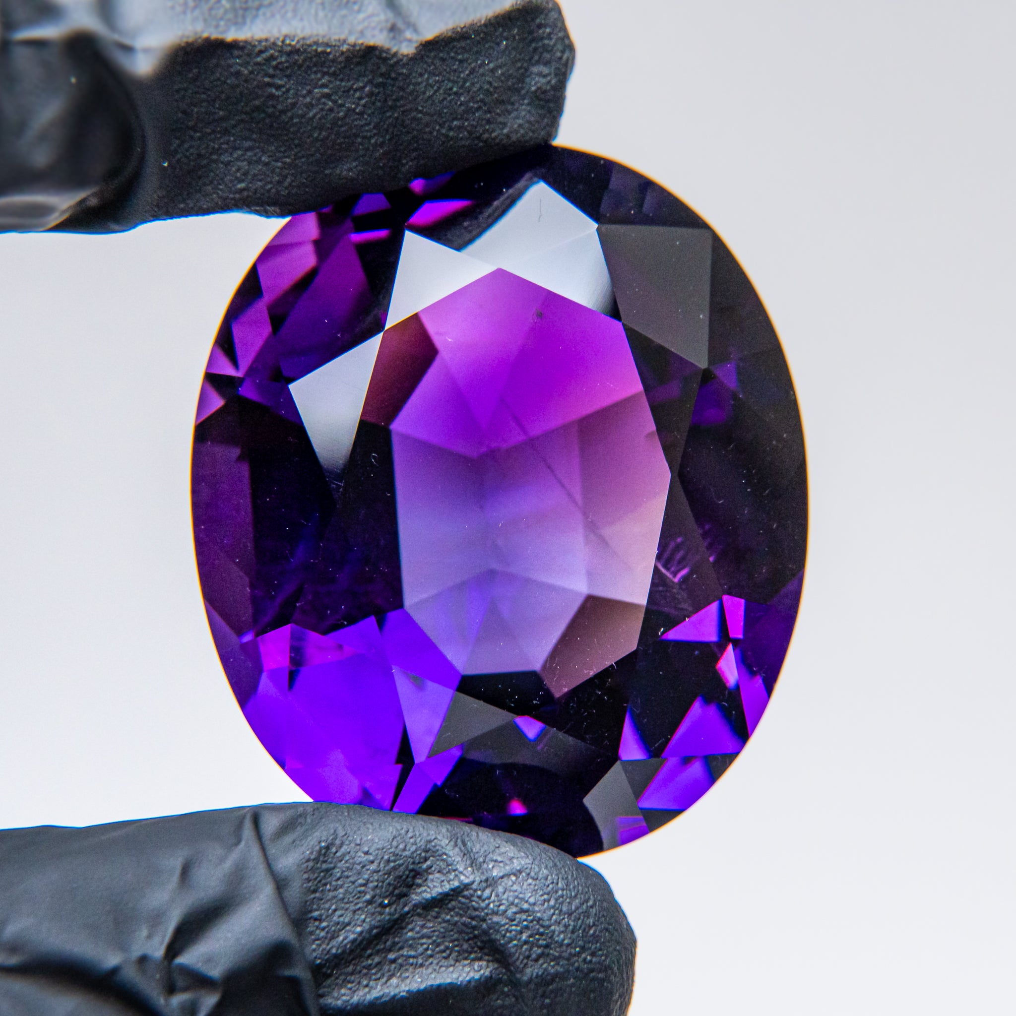 Amethyst Round Brilliant Cut Gemstone (307.5ct) from South Africa