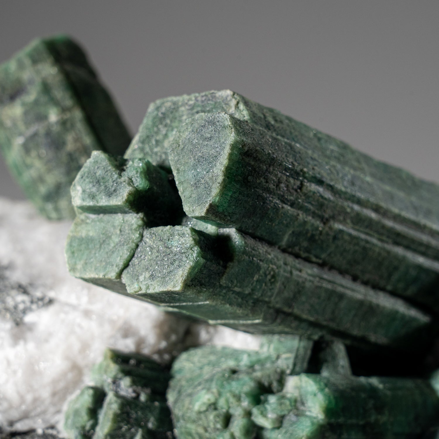 Beryl var. Emerald on Quartz Biotite from Socoto, Bahia, Brazil