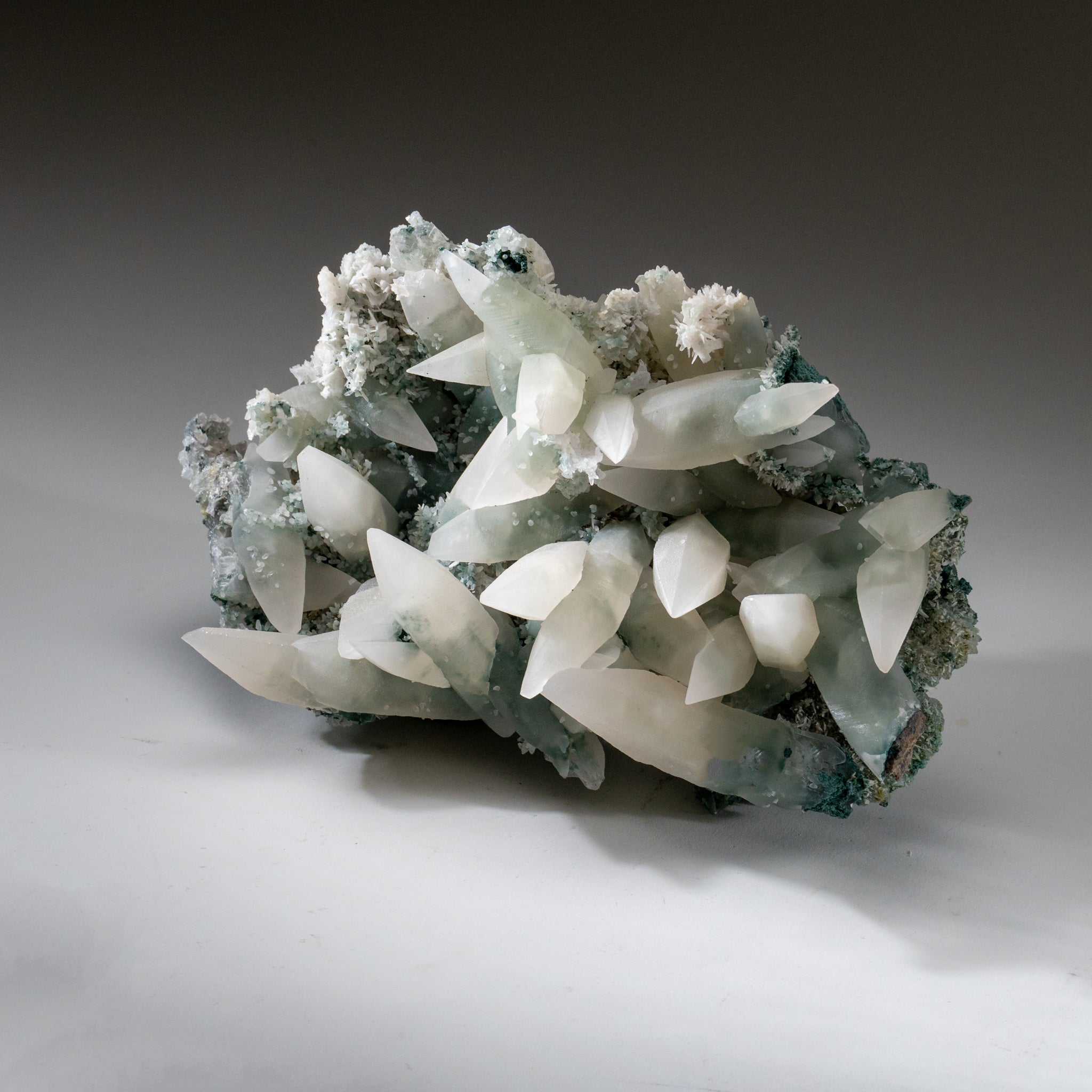 Calcite from Castelinho Mine, Alto Uruguai, Rio Grande do Sul, Brazil