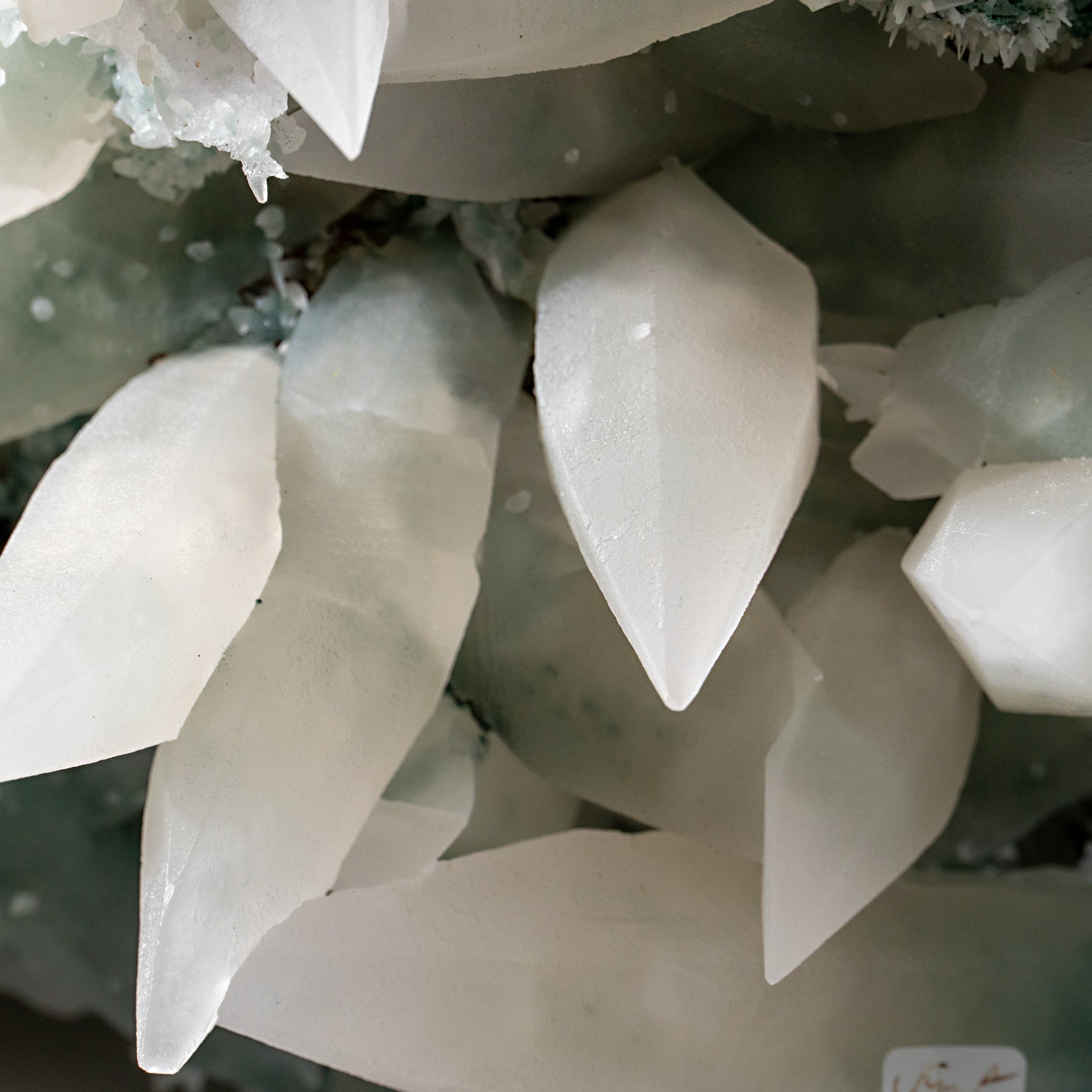 Calcite from Castelinho Mine, Alto Uruguai, Rio Grande do Sul, Brazil
