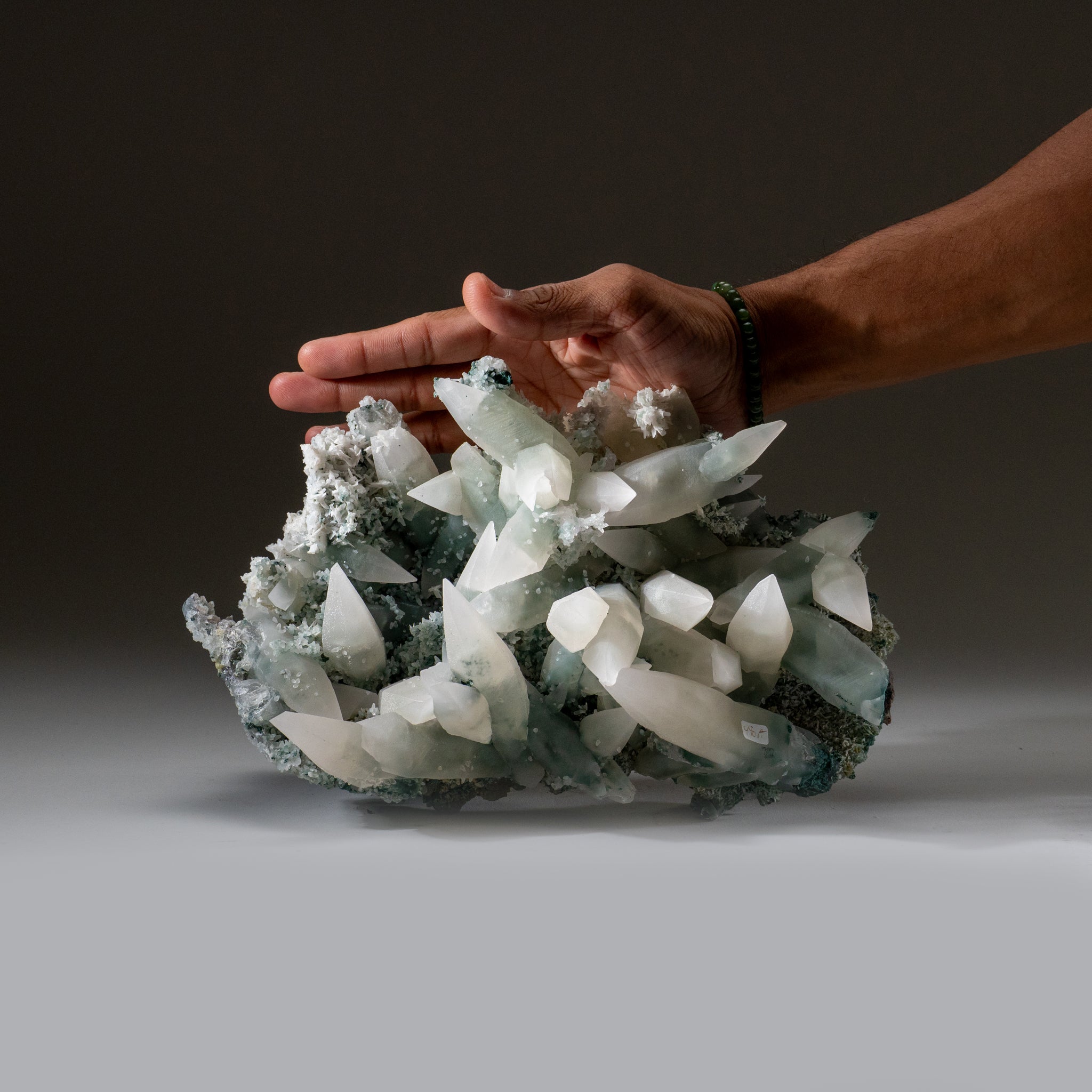 Calcite from Castelinho Mine, Alto Uruguai, Rio Grande do Sul, Brazil