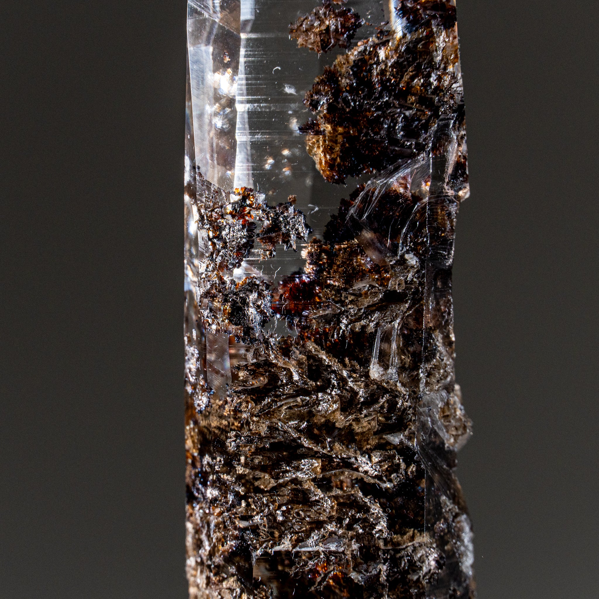 Optical Calcite with Manganese Inclusions from Jinhua, Zhejiang Prov., China