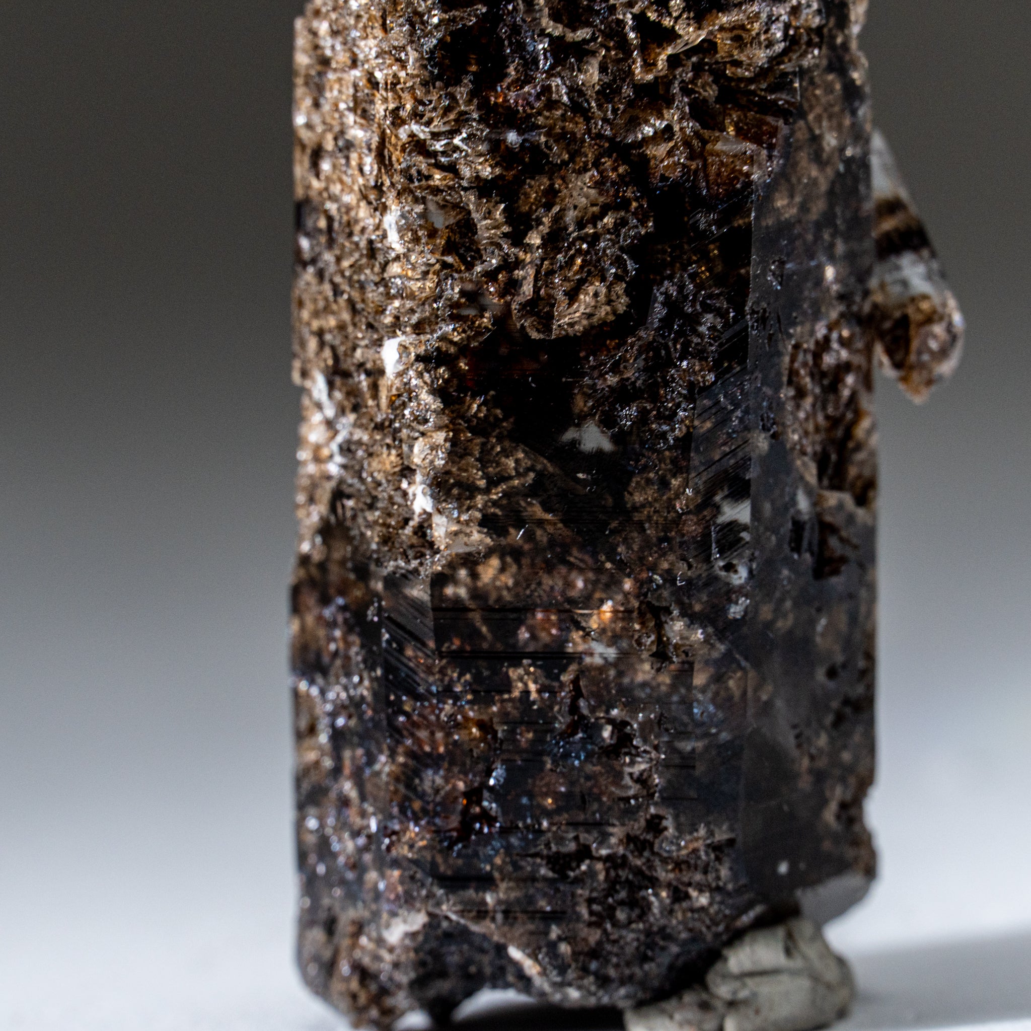 Optical Calcite with Manganese Inclusions from Jinhua, Zhejiang Prov., China