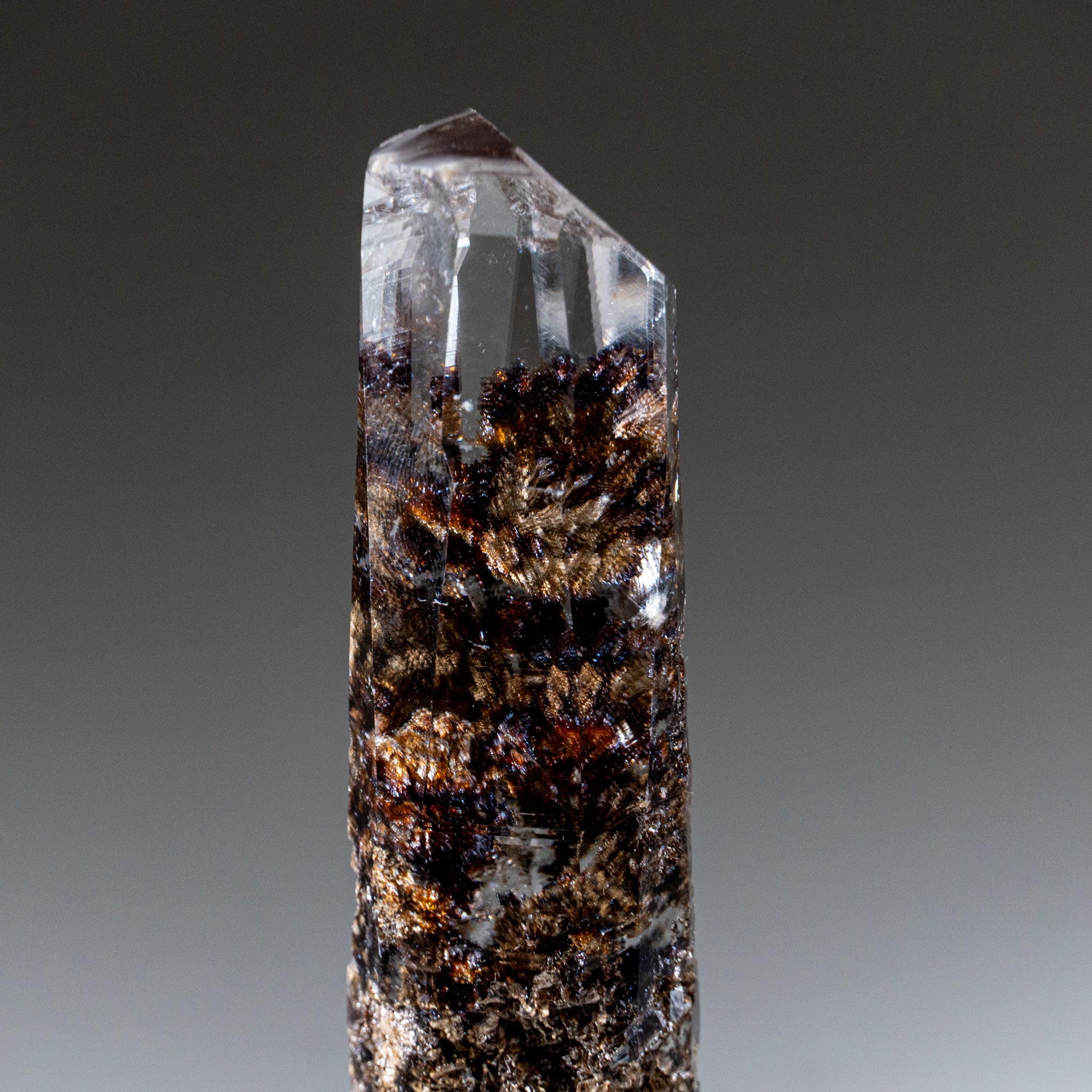 Optical Calcite with Manganese Inclusions from Jinhua, Zhejiang Prov., China